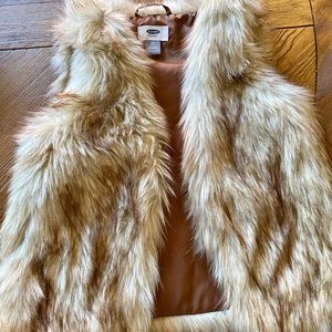 Fur vest